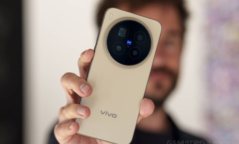Vivo X500’s 7,500mAh Battery Could Outshine Its Chipset, Notchless Compact Body Stands Out