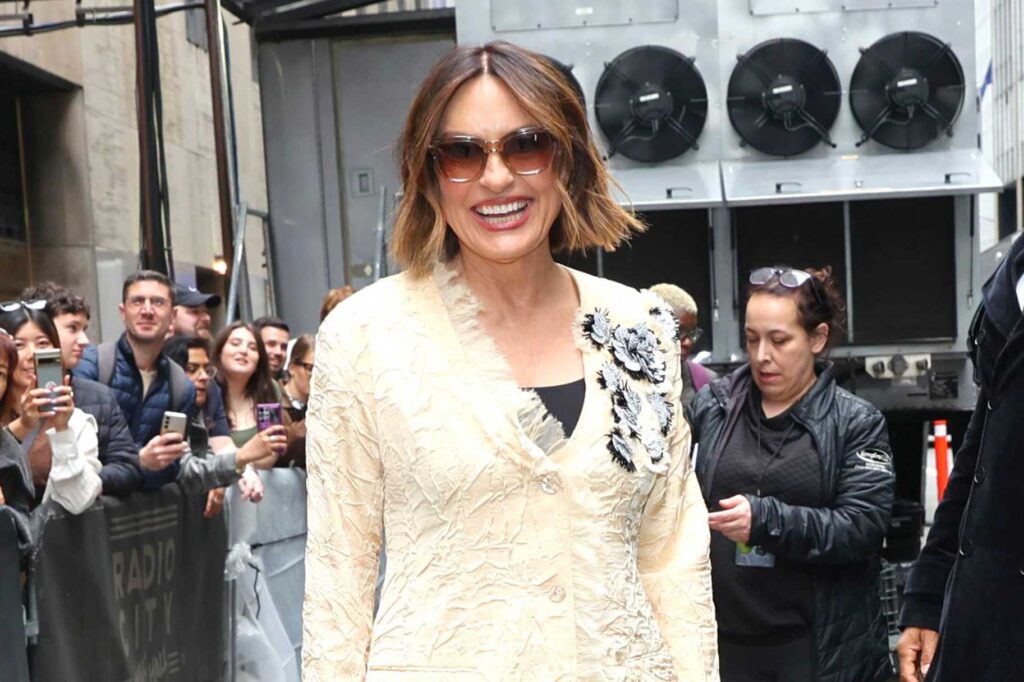Mariska Hargitay’s Short Hair Won Over SVU’s Showrunner