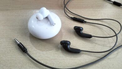Gen Z Is Reconsidering TWS, Wired Earphones Are Winning Back Attention