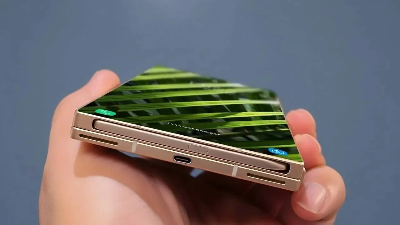 Galaxy Z Fold 8 Ultra Leak Shows Thinner Bezels and a More Refined Design