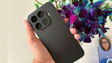 Xiaomi’s Humanoid Robot Turns a Xiaomi 17T Pro Into a Camera, and the Motion Looks Remarkably Human