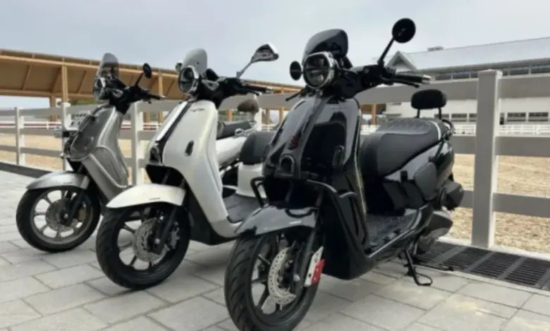 Honda NWF150 2026 Puts Dashcam and Radar Into a Retro Scooter, and It Feels Unusually Premium