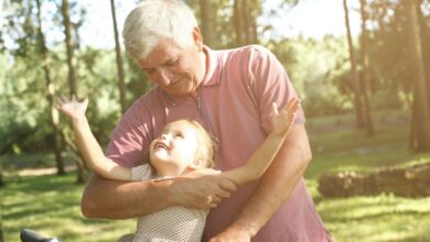Grandparents Could Be the Missing Link in Children's Mental Health, Psychologist Says