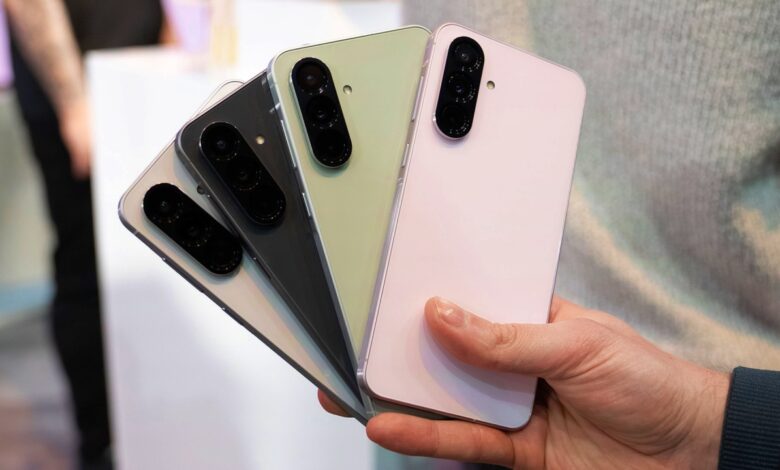 3 Samsung Phones Make the Midrange Camera Race Hard to Ignore