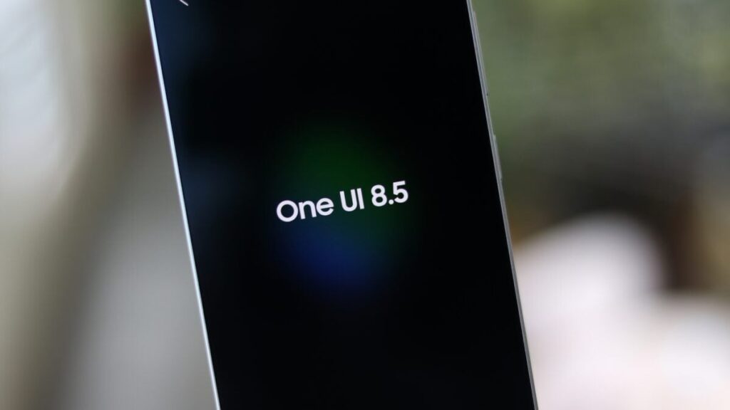 One UI 8.5 Reaches Galaxy F15 and M34, Samsung Nears the End of Its Rollout