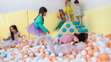 6 Gemini AI Prompts That Make Ball Pit Photos Look Surprisingly Real