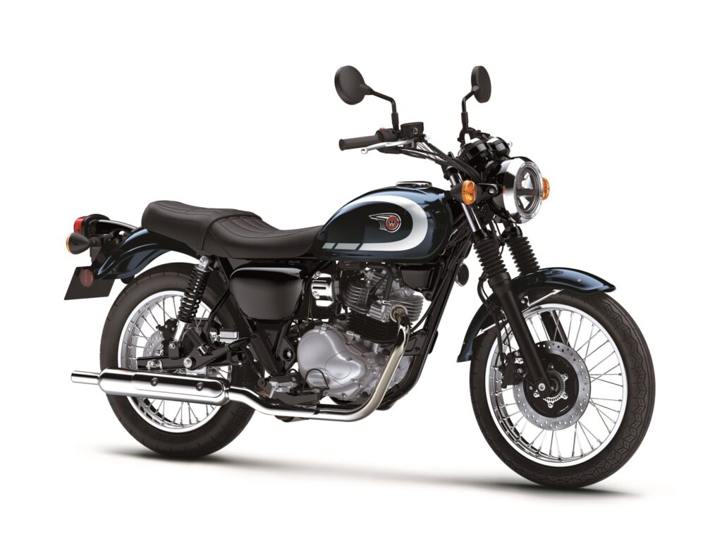 Kawasaki W230 Balances Retro Style and Daily Ease, With a Price That Grabs Attention