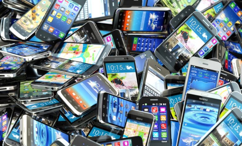 Discarded Pixel Phones Are Becoming Mini Data Centers, and the Benchmarks Are Surprising
