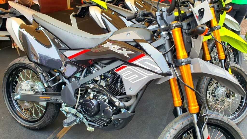 KLX 150’s Price Gap May Be the Real Draw, Standard to SE Extreme Stands Out