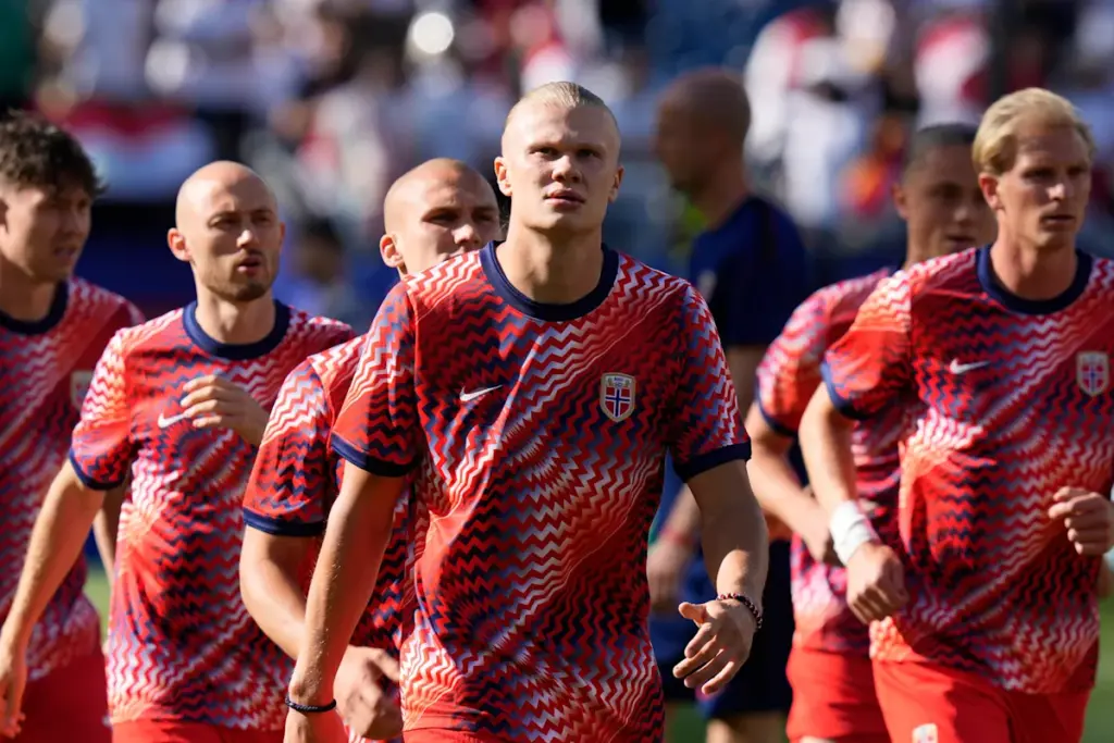 Messi’s Hat Trick Stuns Algeria, Norway Rolls, And France Opens With A Statement Win