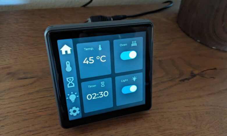ESP32-S3 Controller With Its Own Screen Puts Game Control and Live Video in One Hand