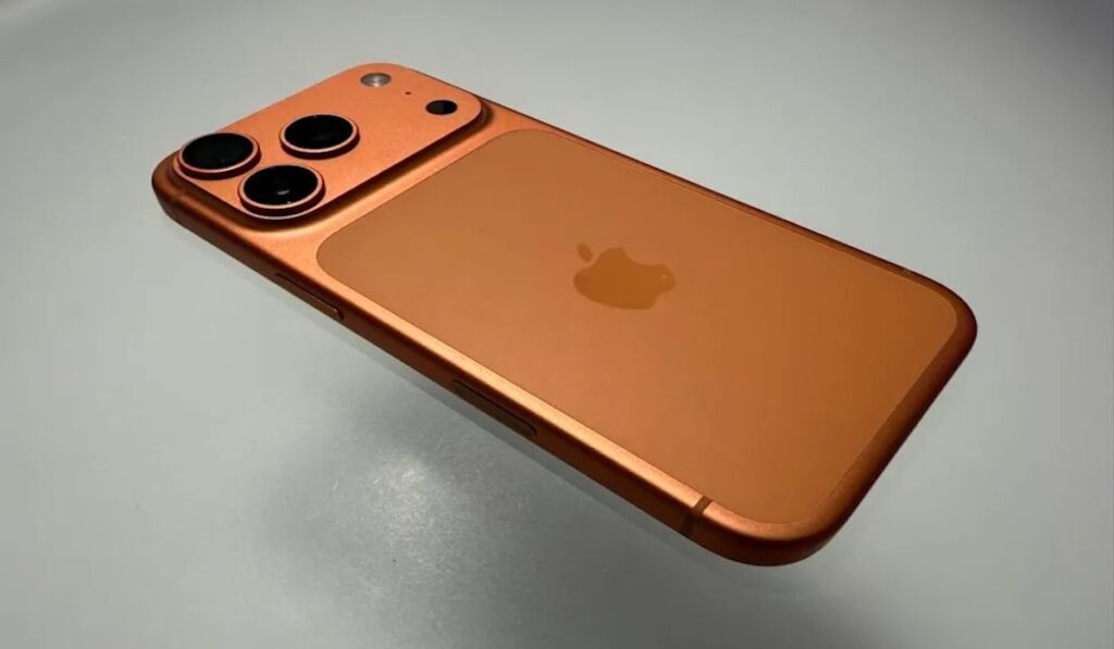 iOS 26.6 Gets Closer, Apple’s Anti-Theft iPhone Protection Could Arrive First
