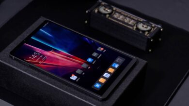 Lenovo’s 8.8-Inch Tablet Looks More Like a Gaming Handheld Than an Android Slate