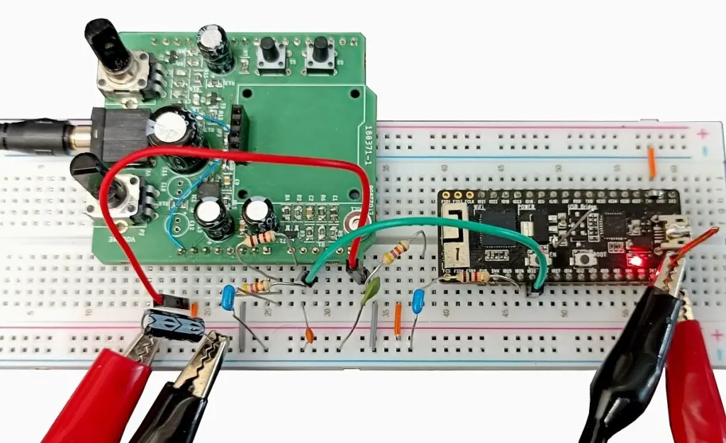 ESP32 Turns Into a License-Free Walkie-Talkie, And It Can Reach 200 Meters