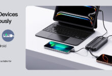 This Unusual Power Bank Can Split in Two and Charge 4 Devices at Once