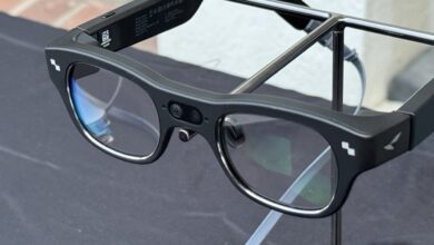 Two Smart Glasses From Shenzhen Put Battery Endurance and AI in Sharp Contrast