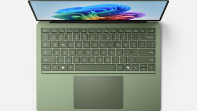 Snapdragon X2 Powers Surface Pro 12 and Surface Laptop 8, Microsoft Pushes Toward 20-Hour Battery Life