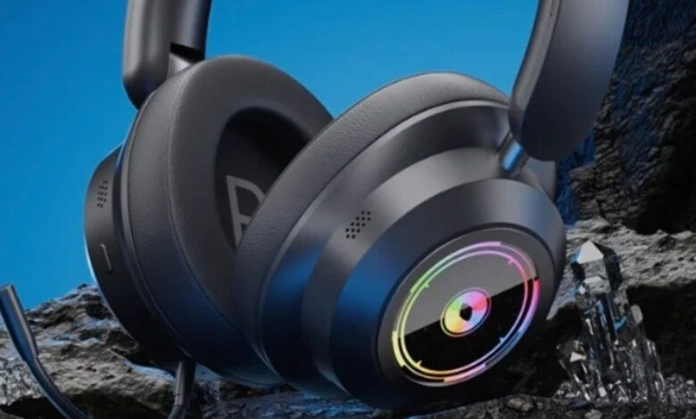 Lenovo Aurora GH15 Packs RGB Sync, Low-Latency Wireless, and a Detachable Mic for 249 Yuan