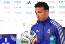 Scaloni Says Water Breaks Are Fragmenting World Cup Games, and That Can Shift Momentum