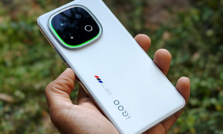 iQOO 15 Falls Under Rs 70,000, a Flagship Deal That Suddenly Looks Far More Reasonable