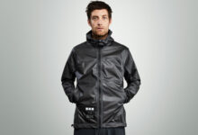 A Jacket That Turns Air Into Drinking Water, Enough to Keep You Going All Day