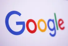 GOOGL Slips Premarket As Google Pushes Ahead With Next-Gen AI Chip, Analyst Says