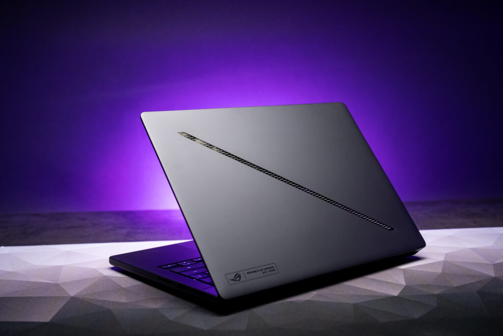 ROG Zephyrus G14 2026 Leaves Rivals Behind, RTX 5070 Ti Changes the 14-Inch Race
