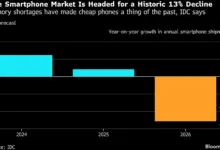 Memory Crunch Pushes Buyers Toward Used Phones as New Handsets Get Pricier