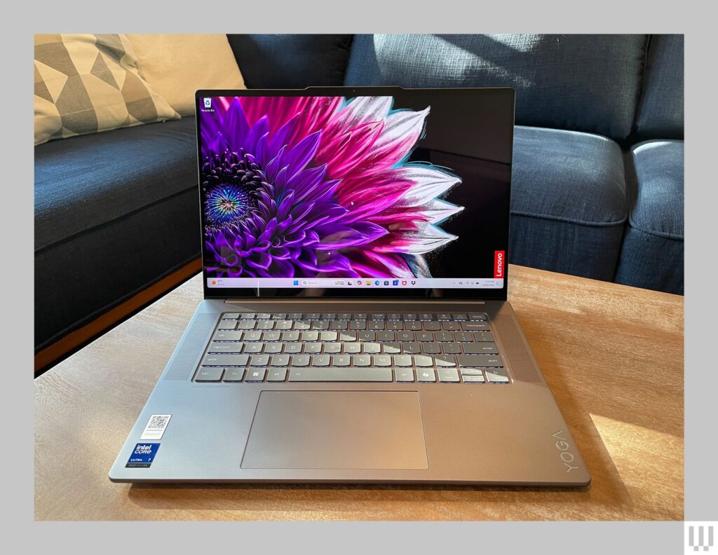 Lenovo Yoga Slim 7i Ultra Aura Edition Feels Light, Yet Its Premium Build Stands Out