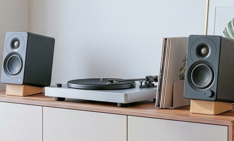 Creative XF1 Brings Hi-Res DAC, LDAC, and 72W RMS to the Desktop