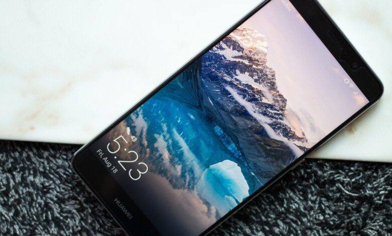 Huawei’s 7-Inch Candy Bar Phone Could Redefine Large-Screen Midrange Models