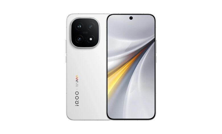 iQOO 15 Looks Harder to Beat, Xiaomi 17T Pro Still Wins on Cameras