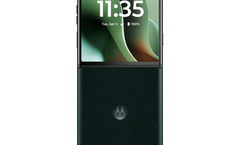 5 Motorola Razr Camera Tricks That Stand Out at the World Cup, and One Model Is Deeply Discounted