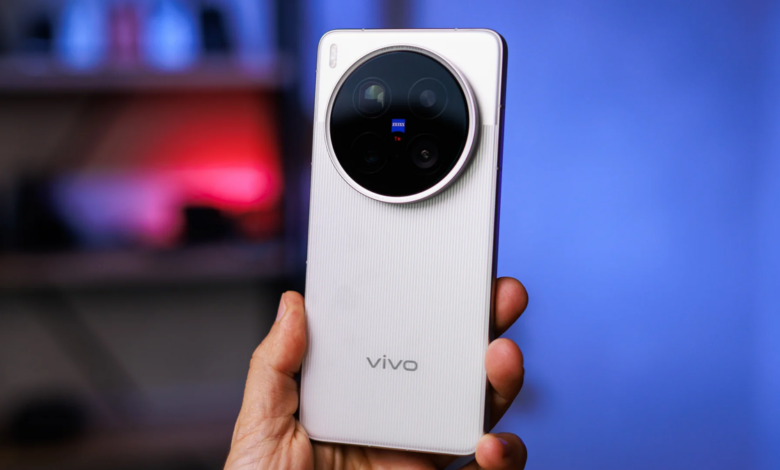 Vivo X300 Ultra vs X300 FE, The Cheaper Flagship Leaves One Crucial Question