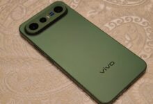 Vivo X500e Breaks Away From the X Series Formula, New Design and Snapdragon 8-Series Surface