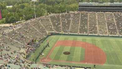 Savannah Bananas Take Control at Autzen, Turn a Packed Night Into a 6-3 Win