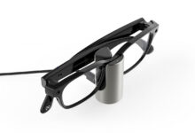 Meta’s New Glasses Charger Helps at the Desk, but Compatibility Remains Limited